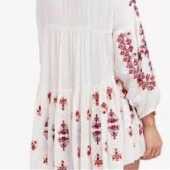 Free People- Ariana Tunic in White - Picture 5 of 9